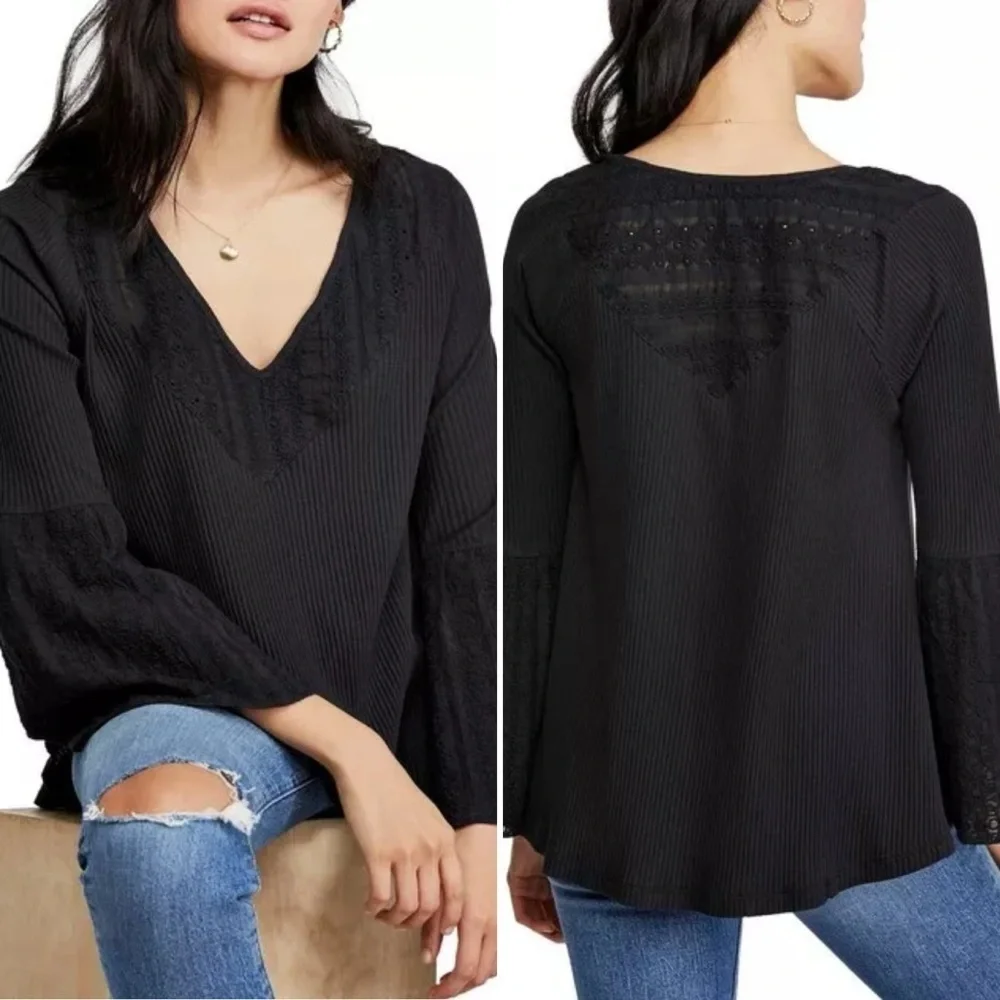 Free People Parisian Nights Top Medium black solid bell sleeve eyelet lace‎ boho